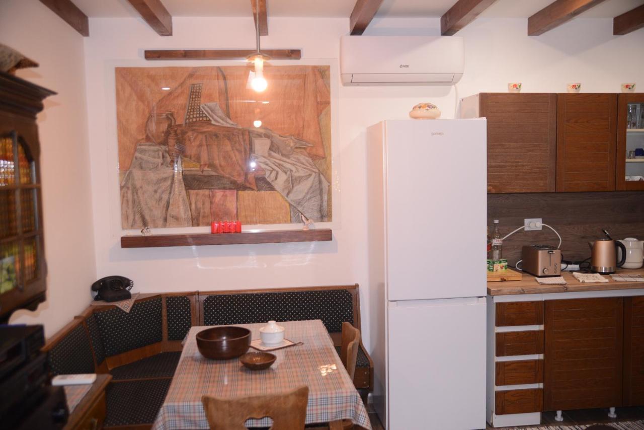 Villa Vikend Kuca Maksimovic à Mataruska Banja Extérieur photo